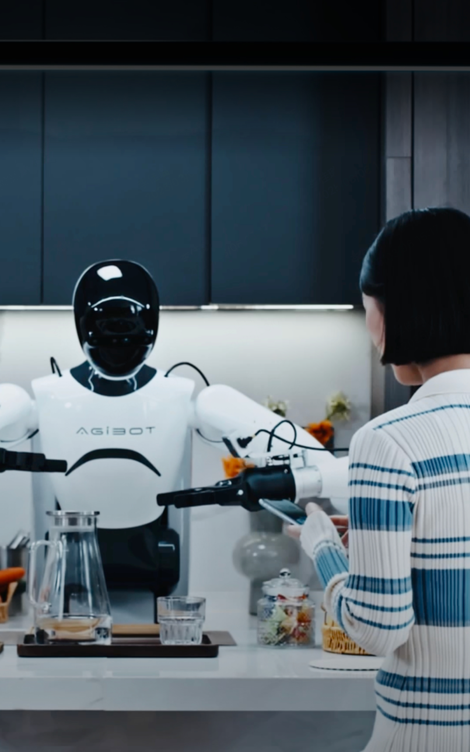 行业首款！k8凯发发布具身智能一站式开发平台Genie Studio